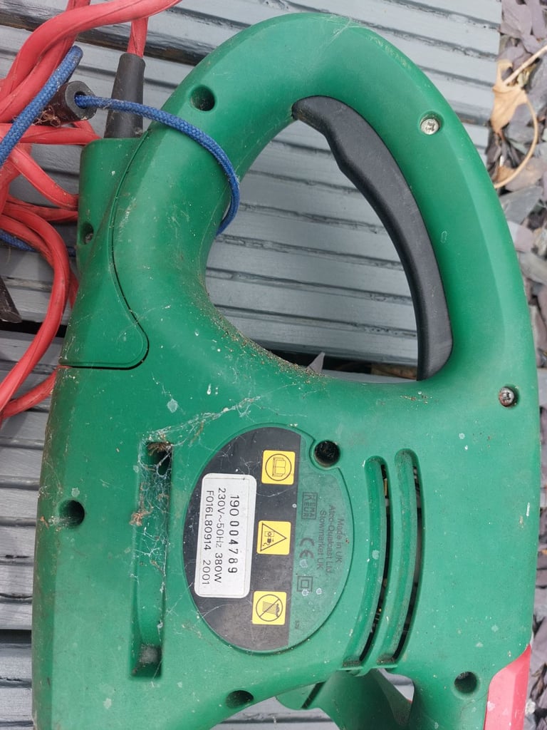 Qualcast hedge trimmer