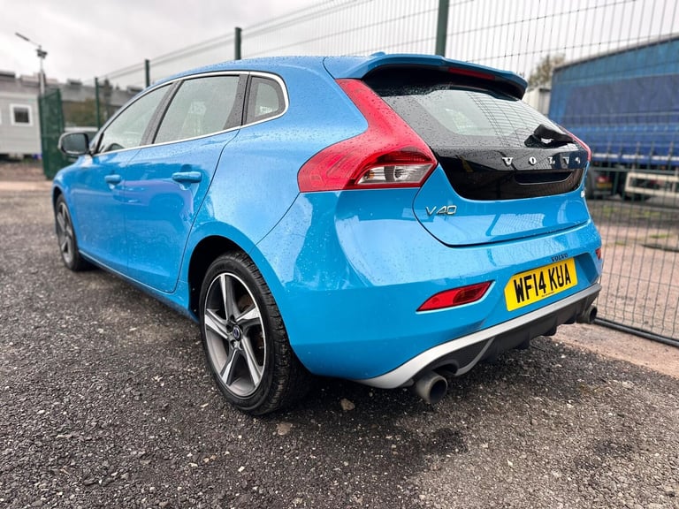 2014 Volvo V40 2.0 D3 R-Design Euro 5 (s/s) 5dr HATCHBACK Diesel Manual