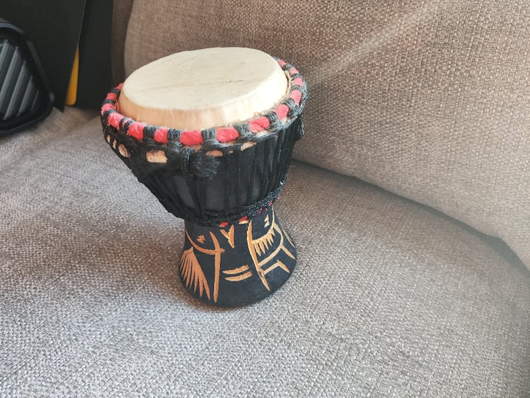 Genuine, Vintage, Wooden, Hand Crafted/Painted, Goat Skin, African Drum/Djembe