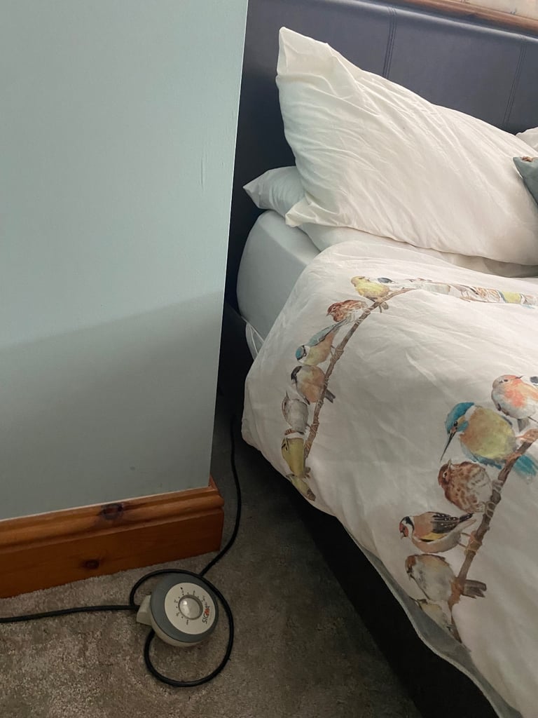Bed double waterbed