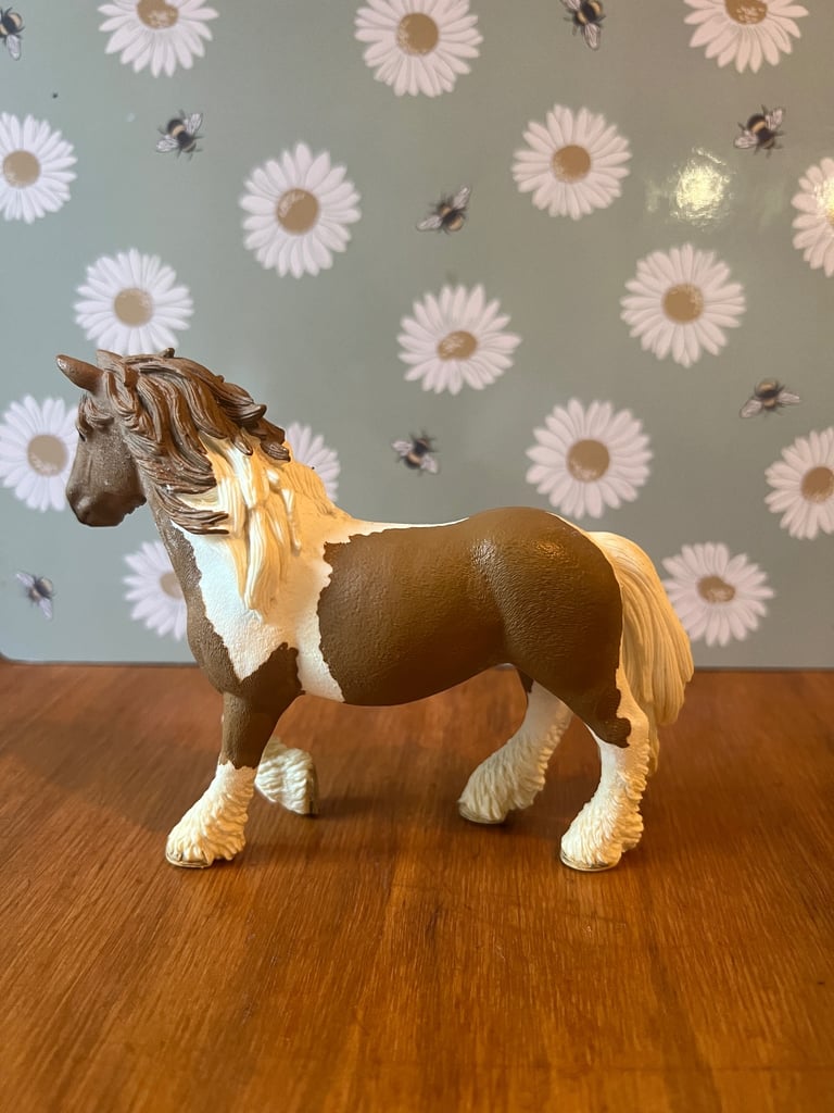 Schleich Tinker Mare Horse Figure13773 Farm World 2014 Brown andWhite