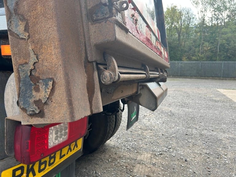 IVECO STRALIS X-WAY 8X4 STEEL TIPPER 2018 – RK68 LXX