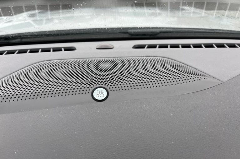 2024 Ford Kuga 2.5 FHEV ST-Line X 5dr CVT - REVERSING CAMERA, HEATED SEATS, SEAT MEMORY -  Estate...