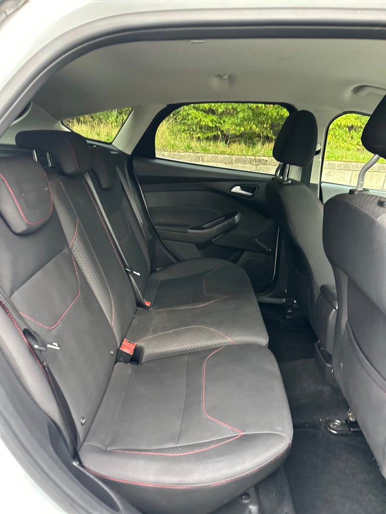 2015 Ford Focus 1.0 EcoBoost 125 Zetec S 5dr HATCHBACK Petrol Manual