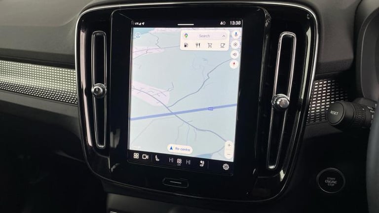 2025 Volvo XC40 Plus B4 Mild hybrid Petrol Dark Automatic SUV Petrol Automatic