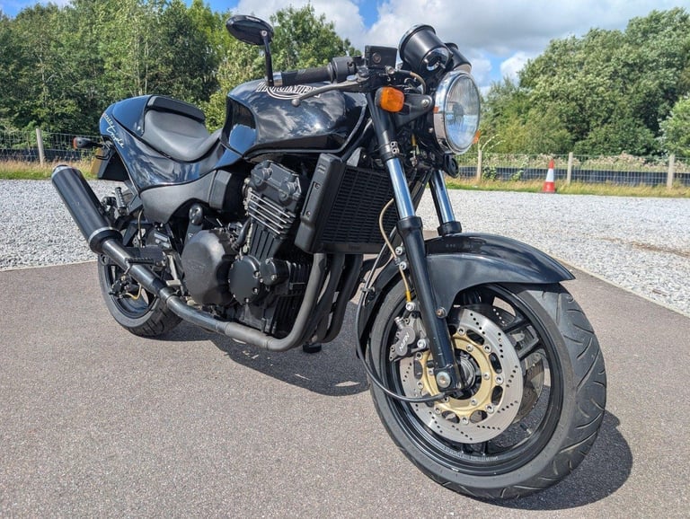 TRIUMPH SPEED TRIPLE 750