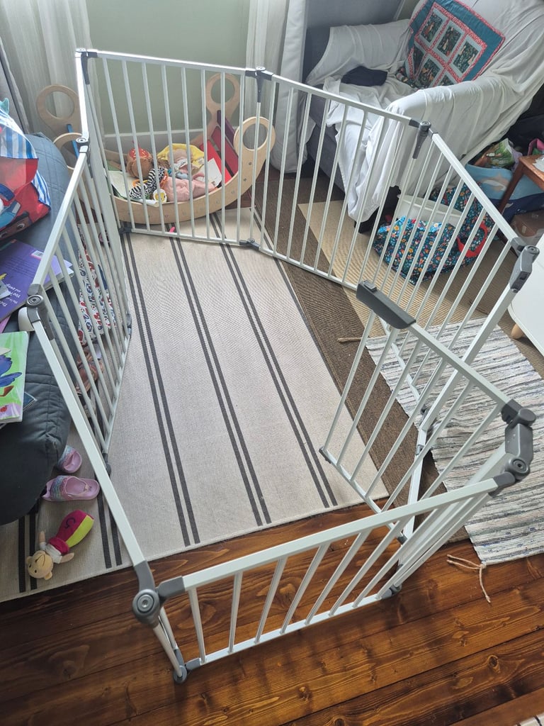 Baby equipment - pram, car seat, crib, sling, breathing monitor, play pen,bouncer