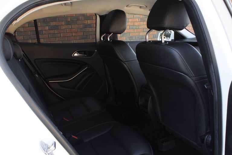 2018 Mercedes-Benz GLA 1.6 GLA200 SE (Executive) Euro 6 (s/s) 5dr ESTATE Petrol Manual