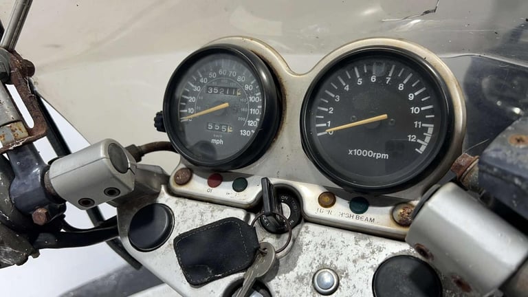 Suzuki GS500 1990 35K NON RUNNING 1 OWNER 500CC TWIN PROJECT BIKE