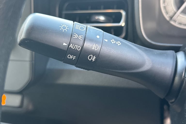 2021 Suzuki Ignis 92905 Hatchback Petrol Manual