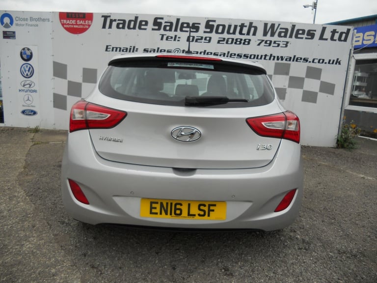 2016 Hyundai i30 1.6 Premium 5dr HATCHBACK Petrol Manual