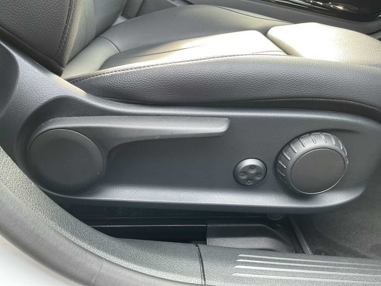 2023 Mercedes-Benz A-Class A180 Sport Executive 4dr Auto Saloon HYBRID ELECTRIC Automatic