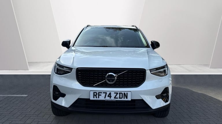 2025 Volvo XC40 Ultra, B4 Mild hybrid, Petrol, Dark Estate Petrol Automatic