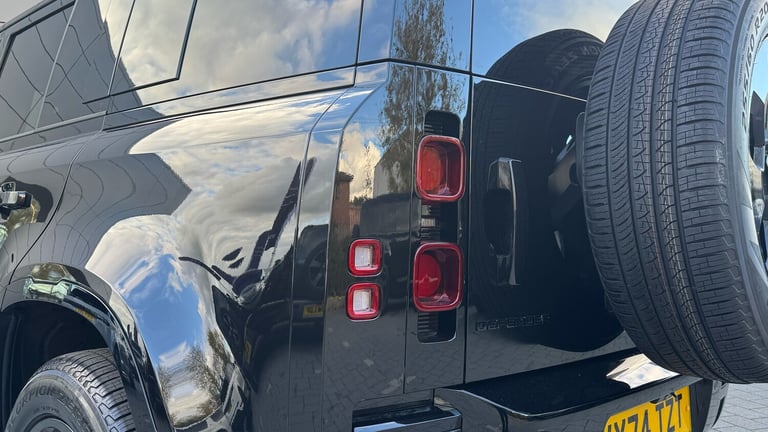 2024 Land Rover Defender 3.0 D250 X-Dynamic SE 110 5dr Auto Diesel Estate Estate Diesel Automatic