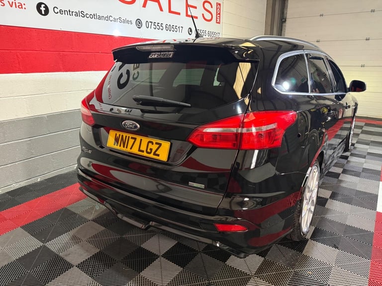 2017 Ford Focus 1.0T EcoBoost ST-Line Euro 6 (s/s) 5dr ESTATE Petrol Manual