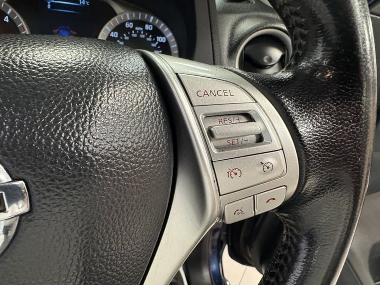 2019 Nissan Navara 2.3 dCi Tekna Pickup Double Cab 4dr Diesel Manual 4WD Euro 6 (s/s) (190 ps) PI...