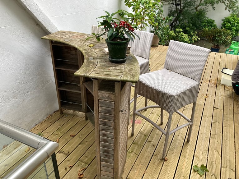 Garden or patio folding bistro bar with three stools