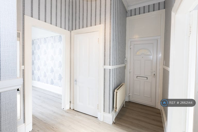 1 bedroom flat in Shettleston Road, Glasgow, G32 (1 bed) (#2662144)
