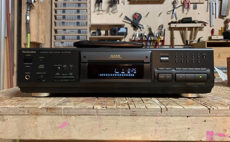 Technics SL-PG770D CD Player Separate with remote.
