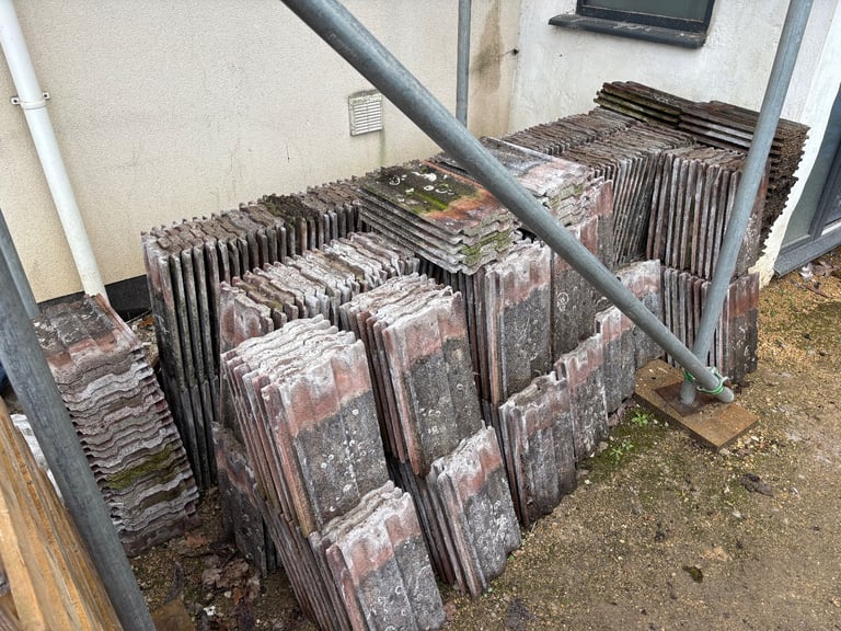 1500 Marley Ludlow Roof Tiles - Redland Renoun 49 - Red - Brown Concrete Weathered
