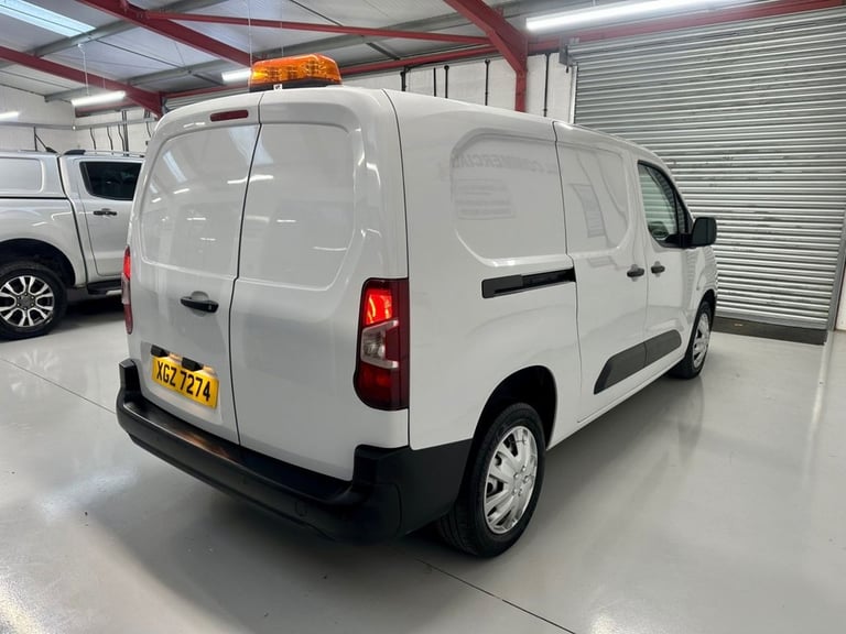 2022 VAUXHALL COMBO 1.5 TURBO D 2300 DYNAMIC PANEL VAN L2 * 15,980 L2 LWB * DIES
