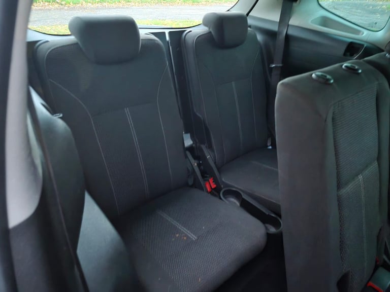 Vauxhall zafira tourer 2.0 cdti sri 2015 15 reg 7 seater 6 speed fsh mot 2026 runs great 