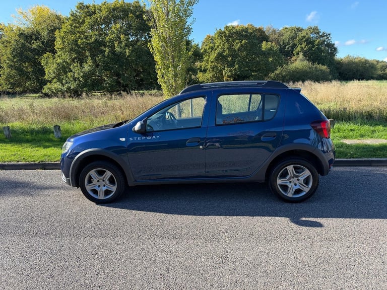 Dacia Sandero Stepway 0.9 TCe Comfort Euro 6 5dr PETROL MANUAL 2018/68