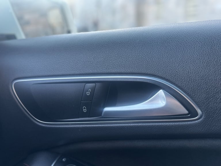 2015 Mercedes-Benz GLA GLA 200 CDI AMG Line 5dr ESTATE Diesel Manual