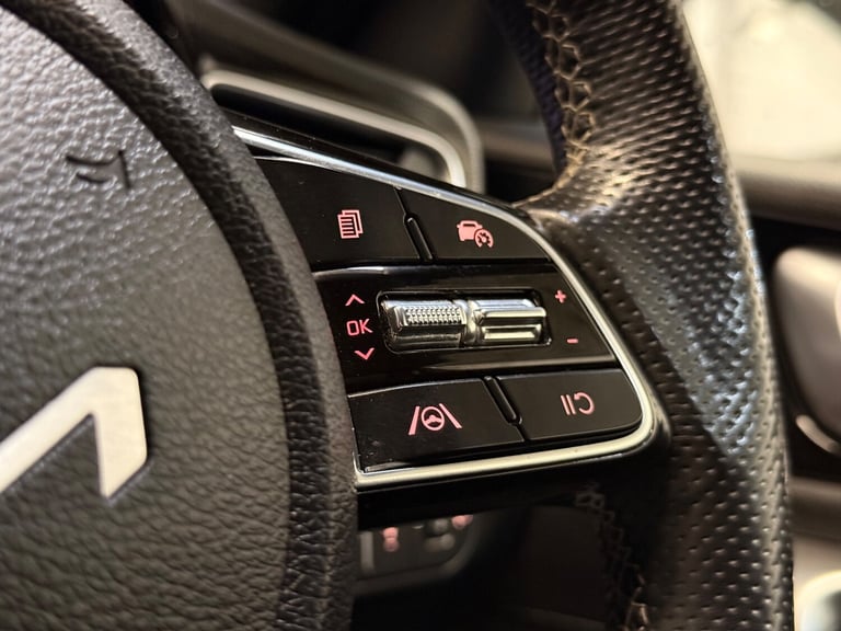 2022 Kia Pro Ceed Kia ProCeed GT-Line Estate ISG  Fusion White  49 900 Miles 