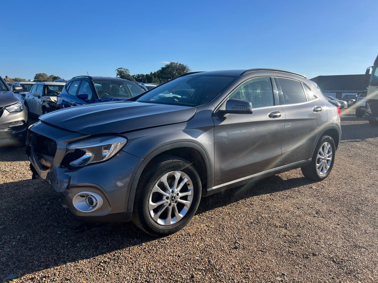 2018 MERCEDES BENZ GLA 200 SE SALVAGE DAMAGED REPAIR EURO 6 ULEZ CAT S PETROL