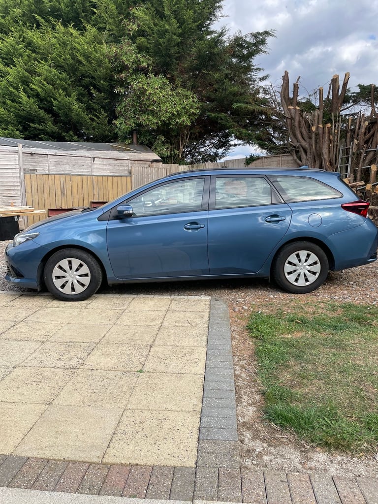 Toyota, AURIS, Estate, 2015, Manual, 1364 (cc), 5 doors