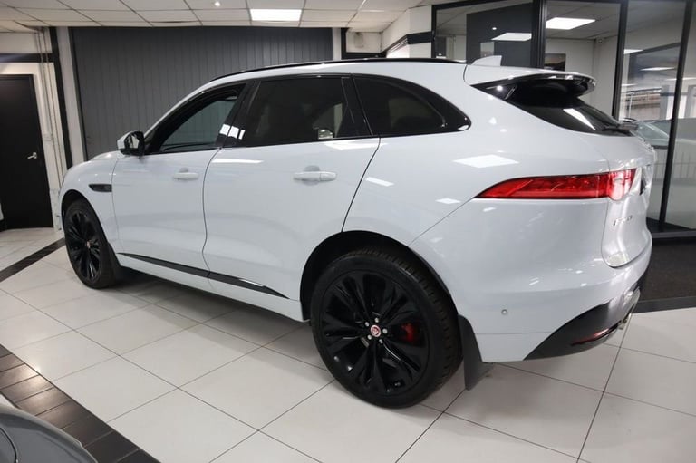 2019 68 JAGUAR F-PACE 3.0 D300 V6 S SUV 5DR DIESEL AUTO AWD EURO 6 (S/S) (300 PS