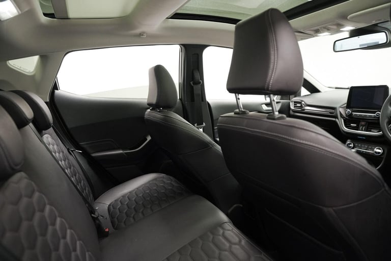 2018 Ford Fiesta 1.0T EcoBoost Vignale Auto Euro 6 (s/s) 5dr HATCHBACK Petrol Automatic