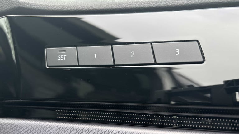 2023 Volkswagen Touareg 3.0 V6 TDI 4Motion 286 Black Edition 5dr Tip Auto SUV Diesel Automatic