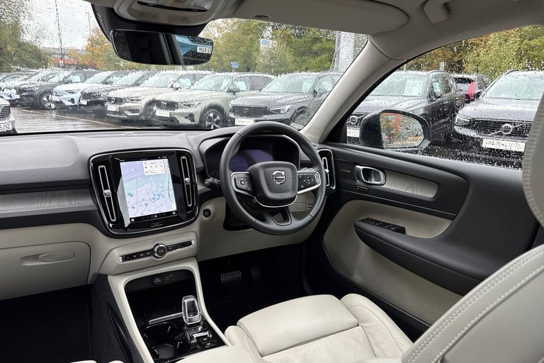 2022 Volvo XC40 2.0 B4 MHEV Ultimate SUV 5dr Petrol Hybrid DCT Auto Euro 6 (s/s) (197 ps) ESTATE ...