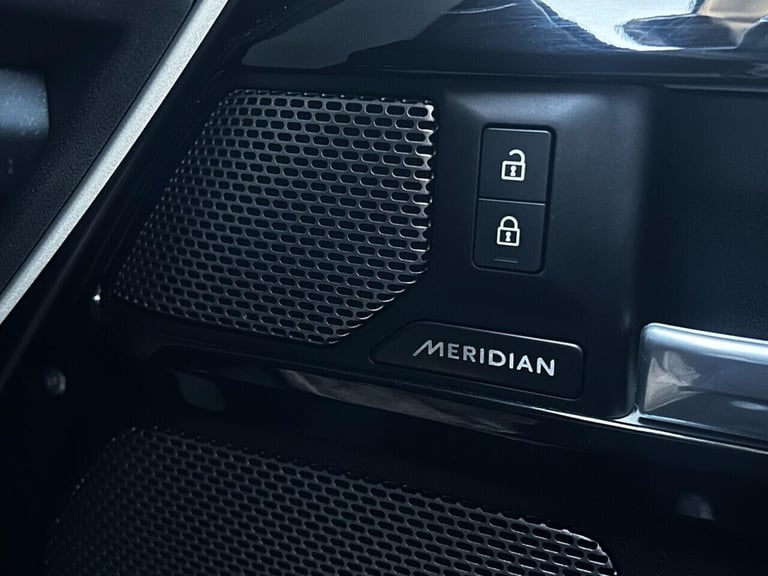 2023 Land Rover Defender 3.0 D250 Hard Top HSE Auto PANEL VAN DIESEL Automatic