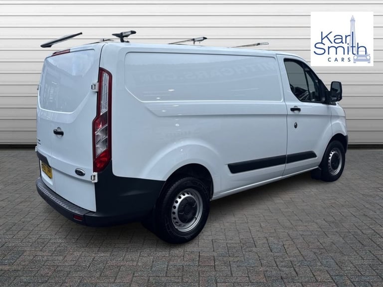 2017 Ford Transit Custom 2.0 TDCi 290 Panel Van 5dr Diesel Manual L1 H1 (157 g/km, 104 bhp) PANEL...