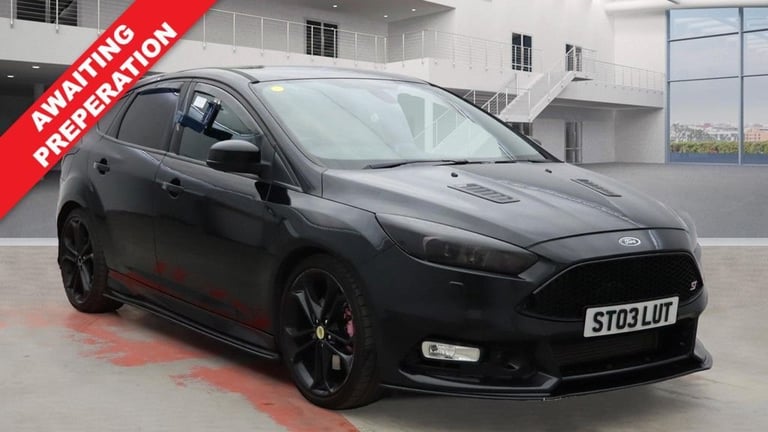 2018 Ford Focus 2.0T EcoBoost ST-3 Navigation 5dr HATCHBACK PETROL Manual