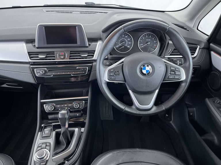 2016 BMW 2 Series 1.5 218i Luxury Auto 5dr MPV Petrol Automatic