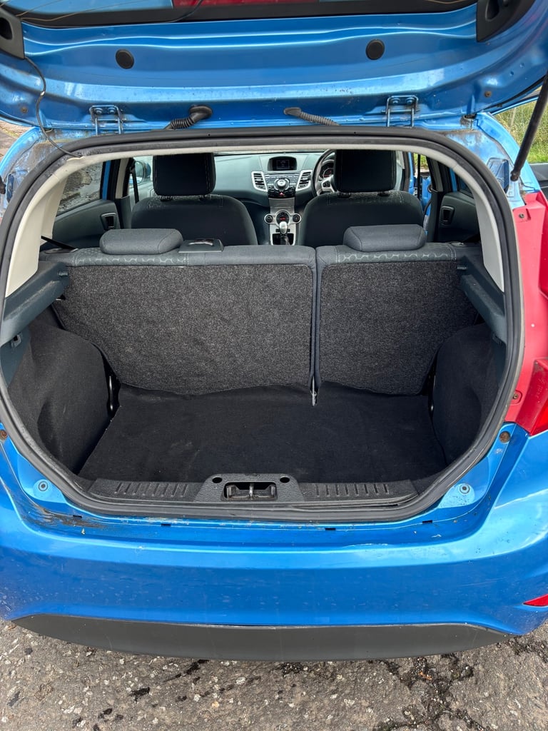 Ford, FIESTA, Hatchback, 2011, Manual, 1596 (cc), 5 doors