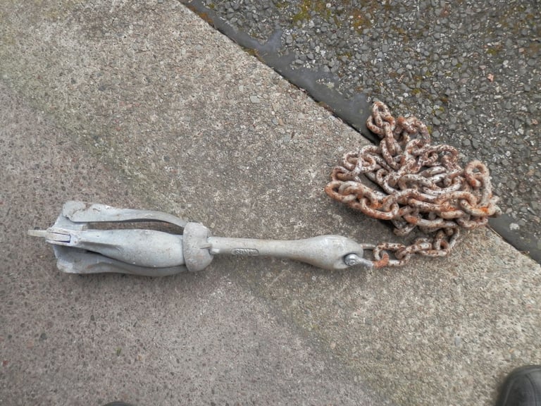 image for Folding Grapnel anchor, 1.5KG, with 2 feet of 6mm long link chain.   Oban.  £8