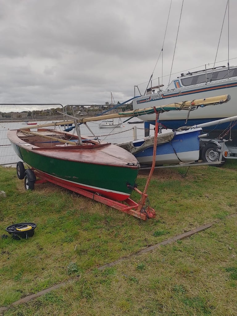 image for 14ft Dinghy