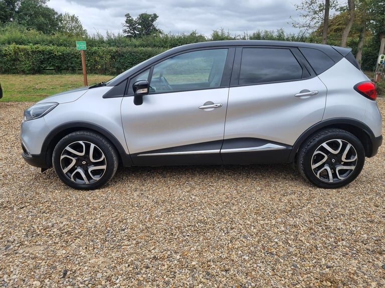 2014 Renault Captur 1.5 dCi ENERGY Dynamique S MediaNav Euro 5 (s/s) 5dr HATCHBACK Diesel Manual
