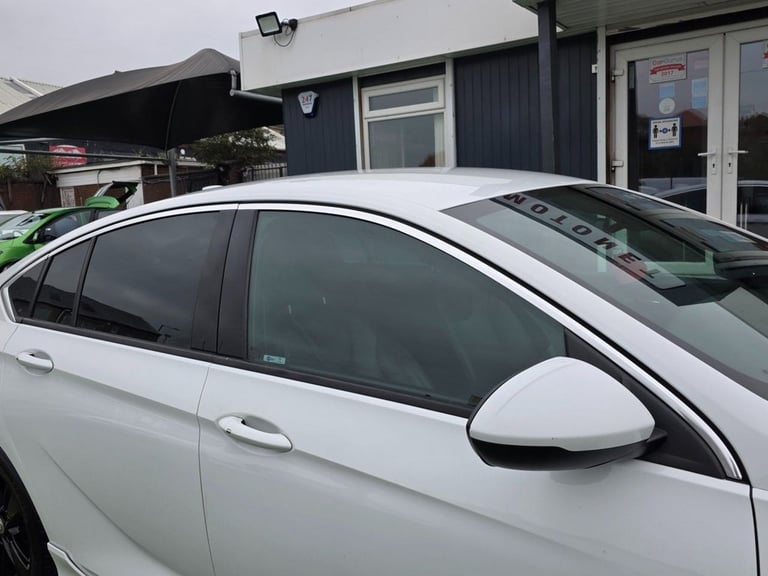 2017 Vauxhall Insignia 1.6 Turbo D BlueInjection SRi VX Line Nav Grand Sport 5dr Diesel Automatic...