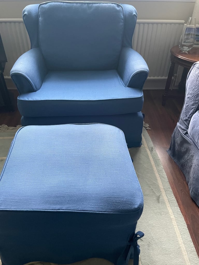 image for Sofa bed 2.5 seat & armchair with footstool ( loose covers). 