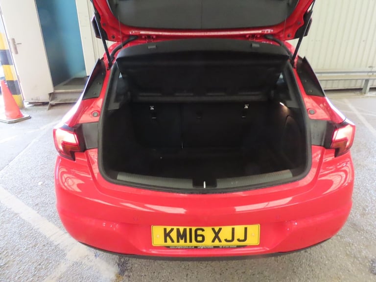 2016 Vauxhall Astra 1.4T 16V 150 SRi Nav 5dr HATCHBACK Petrol Manual