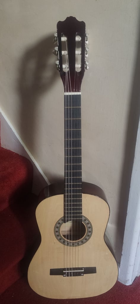 image for Elevation 3/4size classical guitar for age 8 to 12 years old