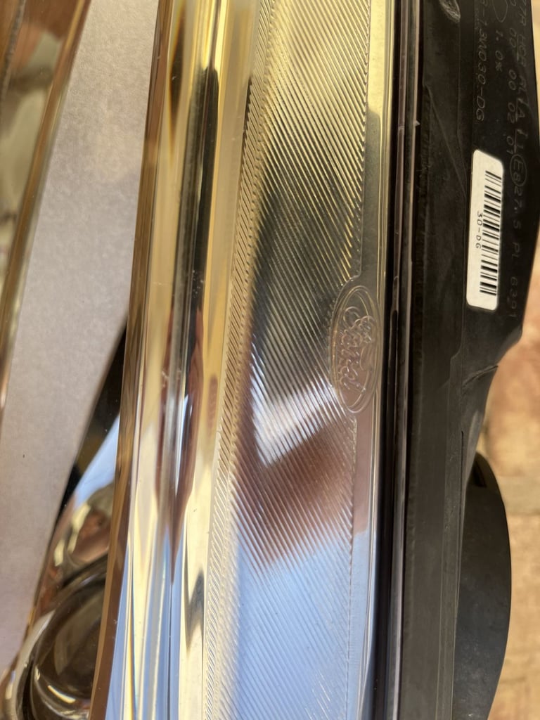 Ford Fiesta 2015 Headlights Genuine Ford L + R, Used  MODEL JA8