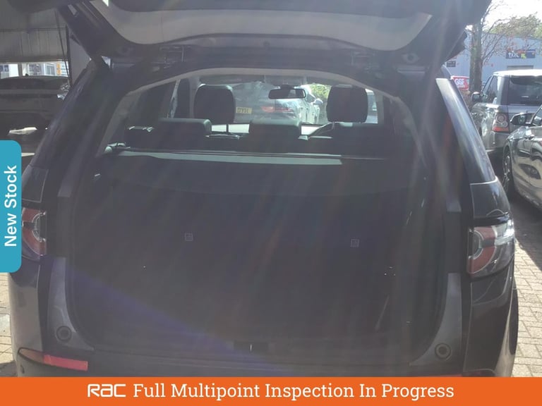 2016 Land Rover Discovery Sport 2.0 TD4 SE Tech SUV 5dr Diesel Manual 4WD Euro 6 (s/s) (180 ps) S...