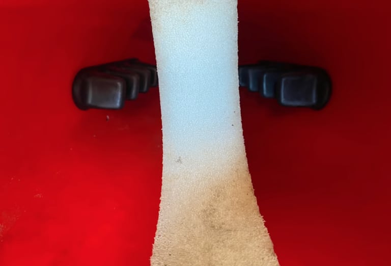 2 Kayaks FREE DELIVERY Canoe Touring Whitewater River Sea Fishing with paddle life vest 